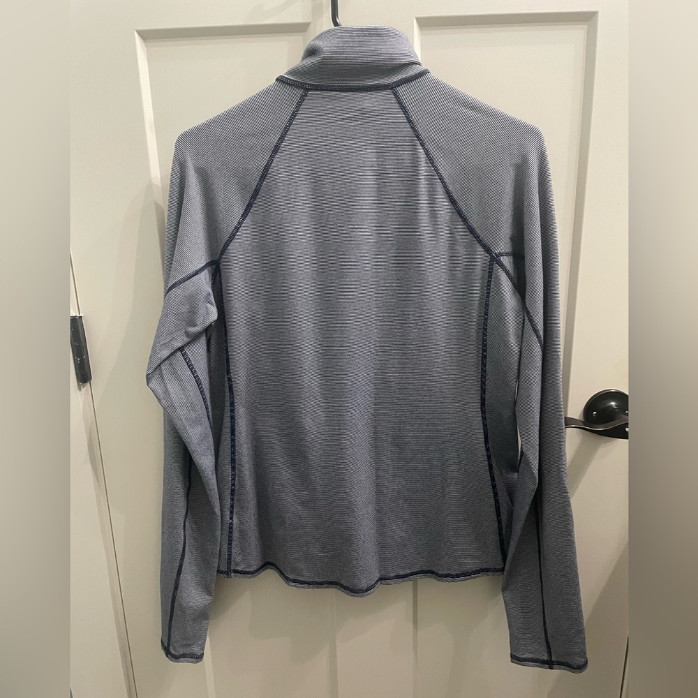NWOT Lilly Pulitzer Kapti Luxletic Strie Full Zip Jacket in Navy and White Sz L - Picture 5 of 9